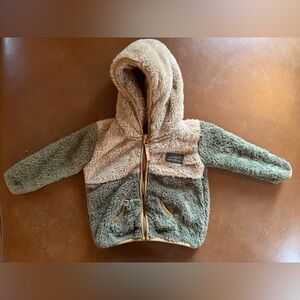 Eddie Bauer Kids Plush Sherpa Jacket Sweater in Tan and Green